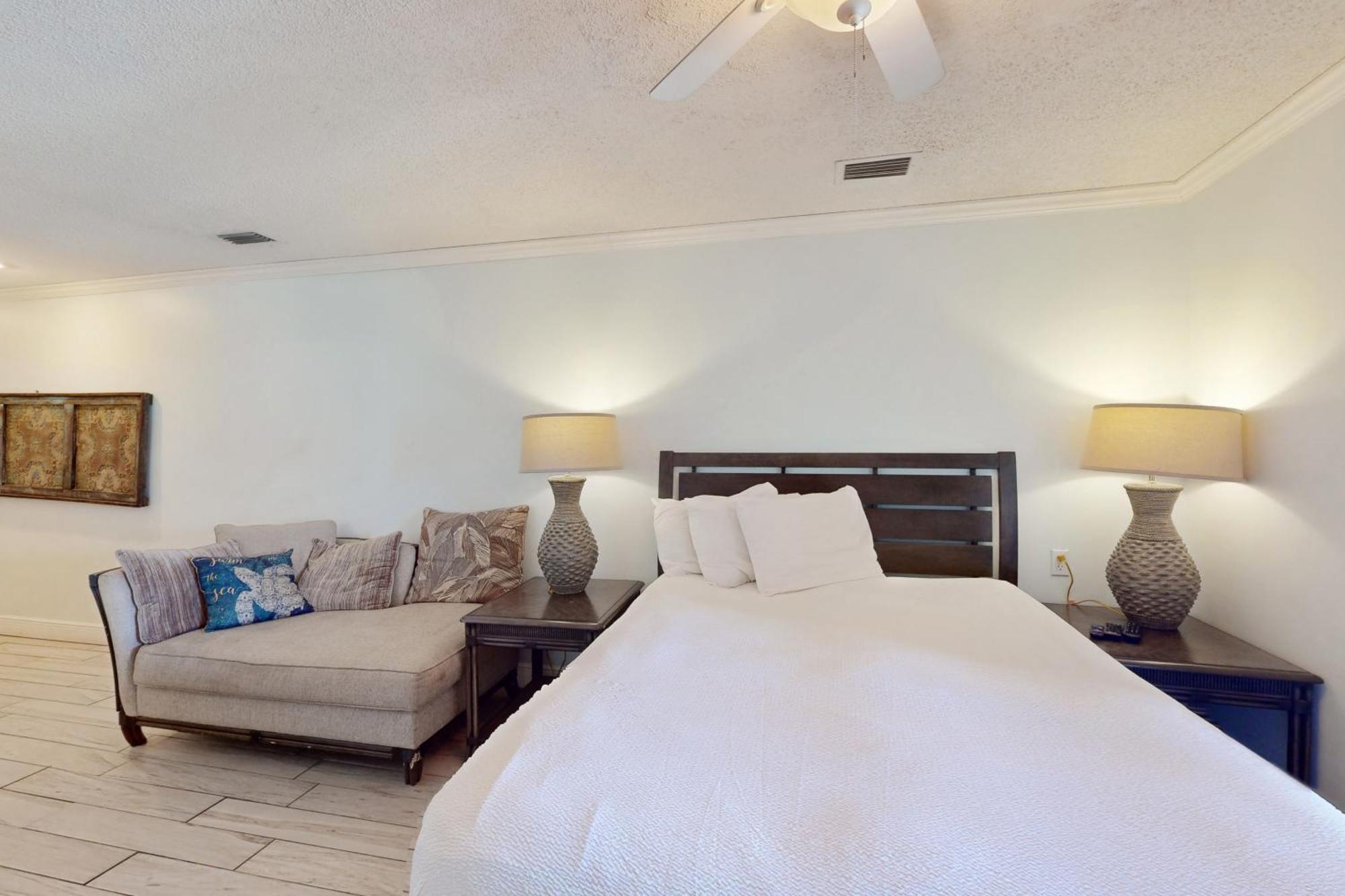 The Inn At St Thomas Square 1304A Upper Grand Lagoon 外观 照片
